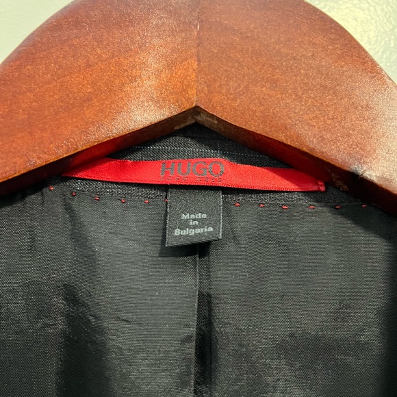 Hugo boss grey suit with blue window pane - Picture 3 of 5